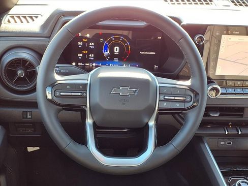 New 2026 Chevrolet Colorado Trail Boss AWD/4WD image 8