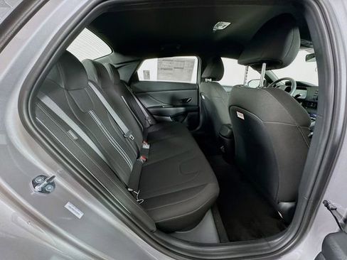 New 2026 Hyundai Elantra Sport image 39