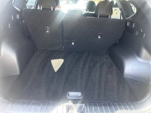Used 2025 Hyundai Tucson SEL FWD image 13