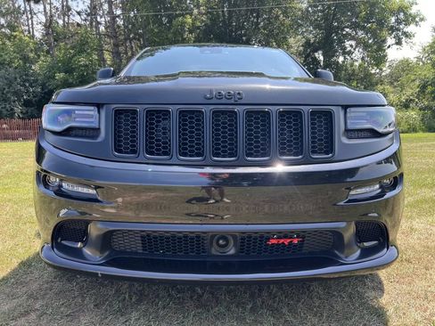 Used 2016 Jeep Grand Cherokee SRT AWD/4WD image 10
