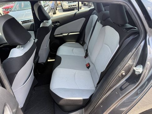 Used 2017 Toyota Prius Two FWD image 8