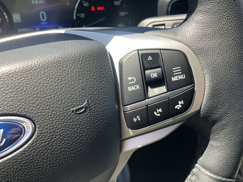 Used 2023 Ford Explorer XLT w/ Equipment Group 202A AWD/4WD image 24