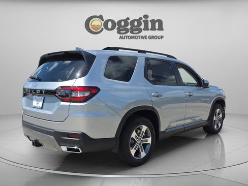 New 2026 Honda Pilot EX-L image 5