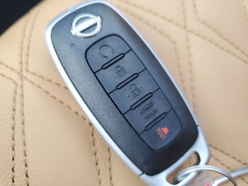 Used 2025 Nissan Sentra SV w/ SV Premium Package FWD image 23