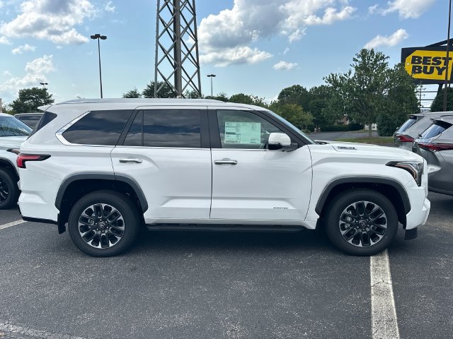 Used 2026 Toyota Sequoia Limited AWD/4WD image 2