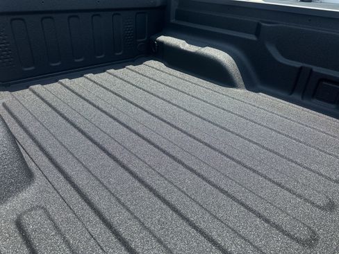 New 2025 Jeep Gladiator Sport image 22