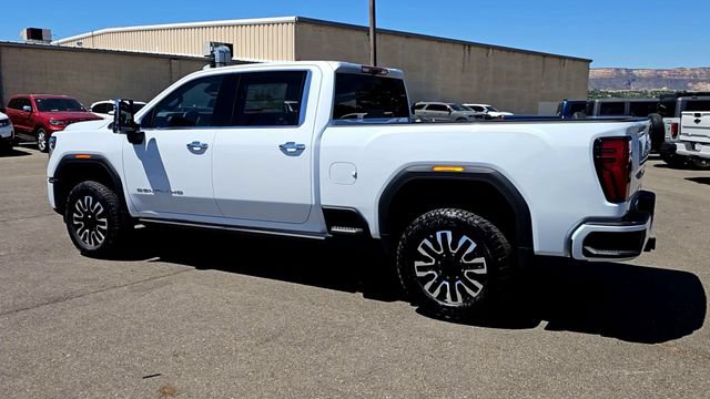 New 2026 GMC Sierra 2500 Denali Ultimate AWD/4WD image 7