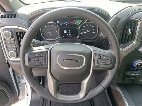 Used 2022 GMC Sierra 2500 Denali image 20