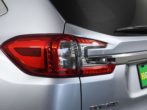 Used 2023 Subaru Ascent Premium w/ Convenience Package image 35