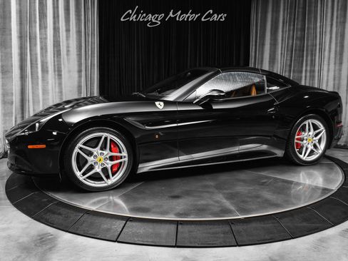 Used 2016 Ferrari California T RWD image 35