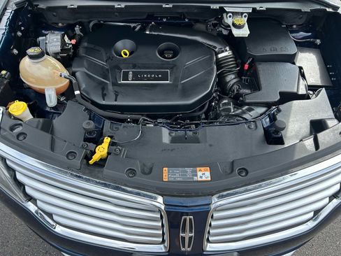 Used 2017 Lincoln MKC Reserve image 28