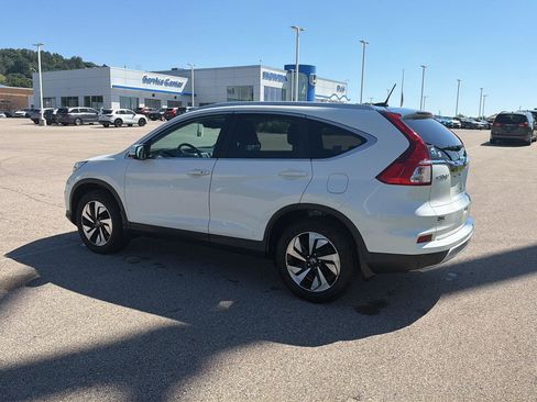 Used 2016 Honda CR-V Touring image 4