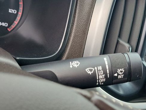 Used 2016 GMC Canyon SLT w/ Driver Alert Package image 16