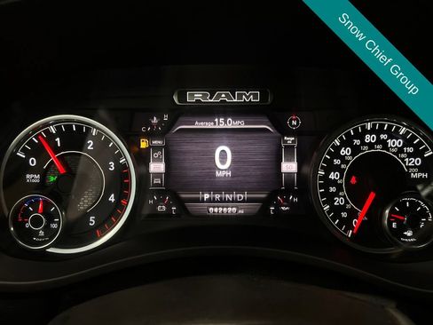 Used 2022 RAM 2500 Laramie AWD/4WD image 4