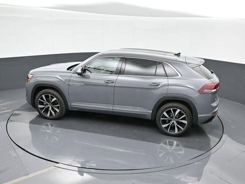New 2025 Volkswagen Atlas Cross Sport SEL Premium R-Line AWD/4WD image 24