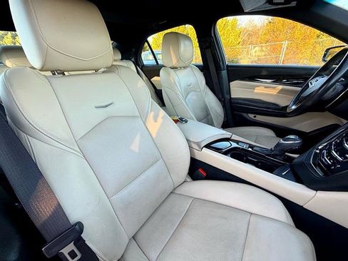 Used 2018 Cadillac CTS Luxury image 21