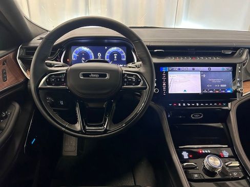 New 2026 Jeep Grand Cherokee L Summit AWD/4WD image 2