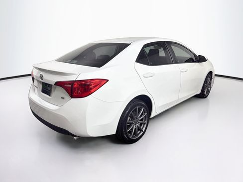 Used 2017 Toyota Corolla SE FWD image 9