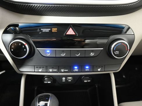 Used 2020 Hyundai Tucson Value AWD/4WD image 28