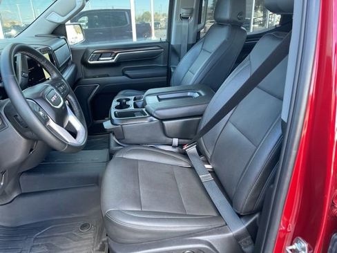 Used 2025 GMC Sierra 1500 SLT image 12
