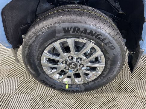 New 2026 Toyota Tacoma Limited image 4