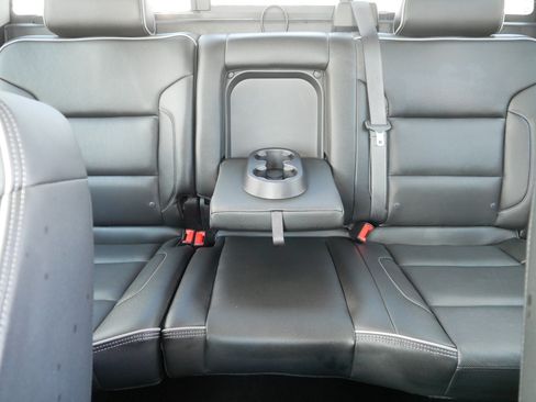 Used 2018 Chevrolet Silverado 1500 High Country AWD/4WD image 13