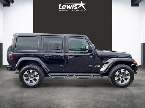 Used 2023 Jeep Wrangler Unlimited Sahara w/ Cold Weather Group AWD/4WD image 5