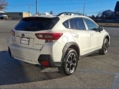 Used 2023 Subaru Crosstrek 2.0i Premium image 6