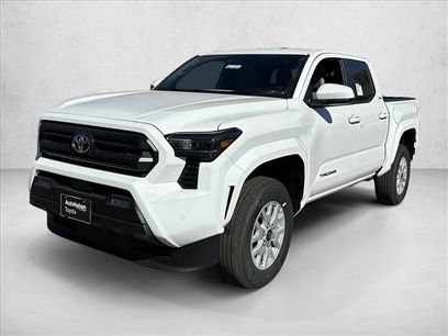 New 2025 Toyota Tacoma SR5