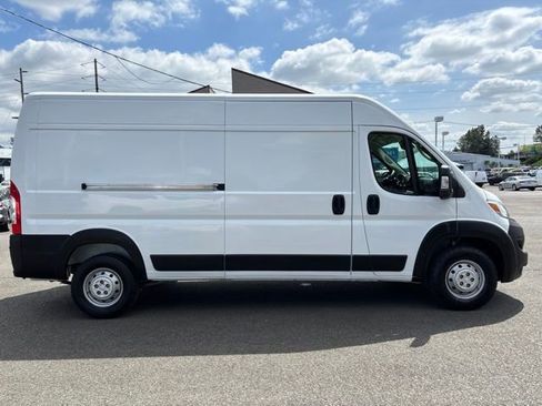 Used 2023 RAM ProMaster 3500 FWD image 6