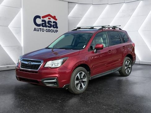 Used 2018 Subaru Forester 2.5i Premium w/ All-Weather Package image 7