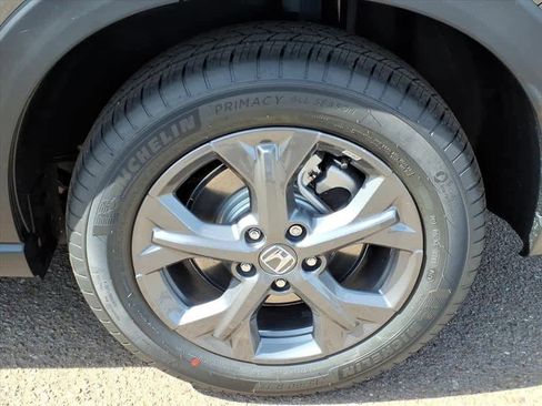 New 2026 Honda HR-V LX image 8