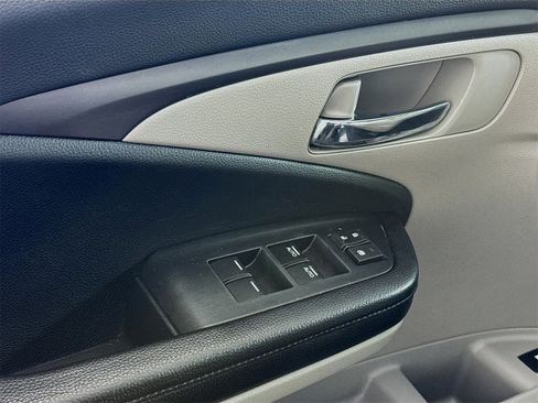 Used 2016 Honda Pilot EX image 14