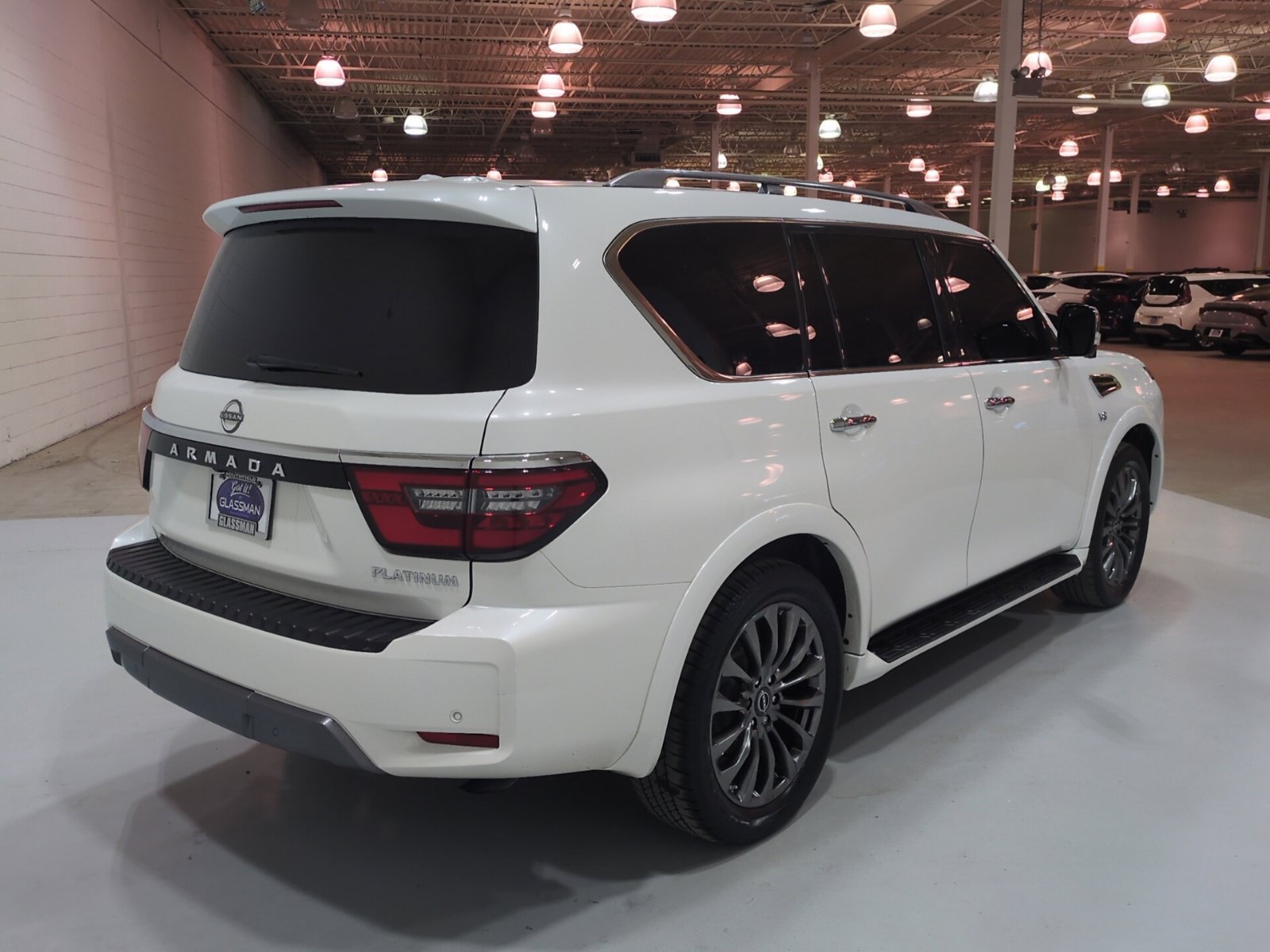 Used 2022 Nissan Armada Platinum AWD/4WD image 3