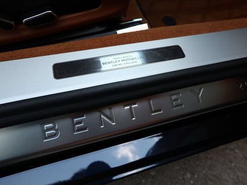 Certified 2020 Bentley Continental GT AWD/4WD image 31