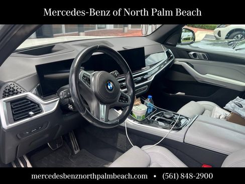 Used 2024 BMW X5 sDrive40i w/ M Sport Package RWD image 11