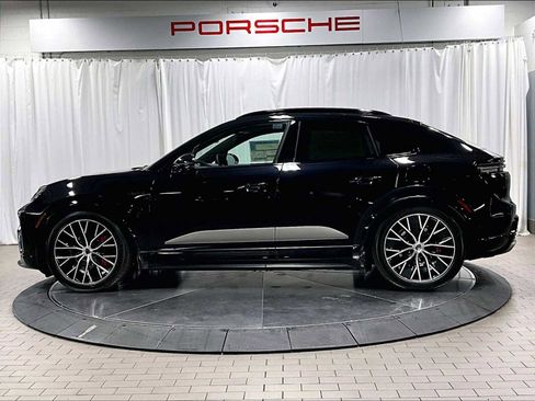 New 2026 Porsche Macan Turbo Electric AWD/4WD image 2