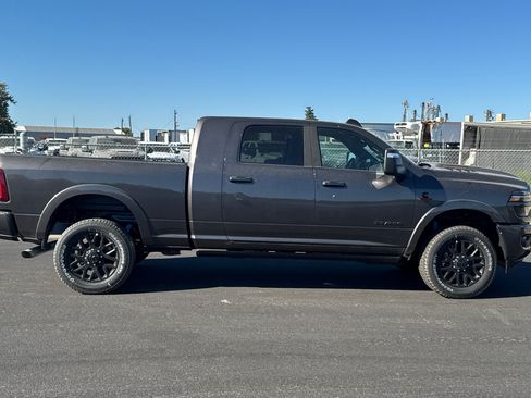 New 2026 RAM 2500 Limited AWD/4WD image 2