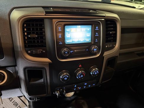 Used 2017 RAM 3500 Tradesman w/ Chrome Appearance Group AWD/4WD image 38