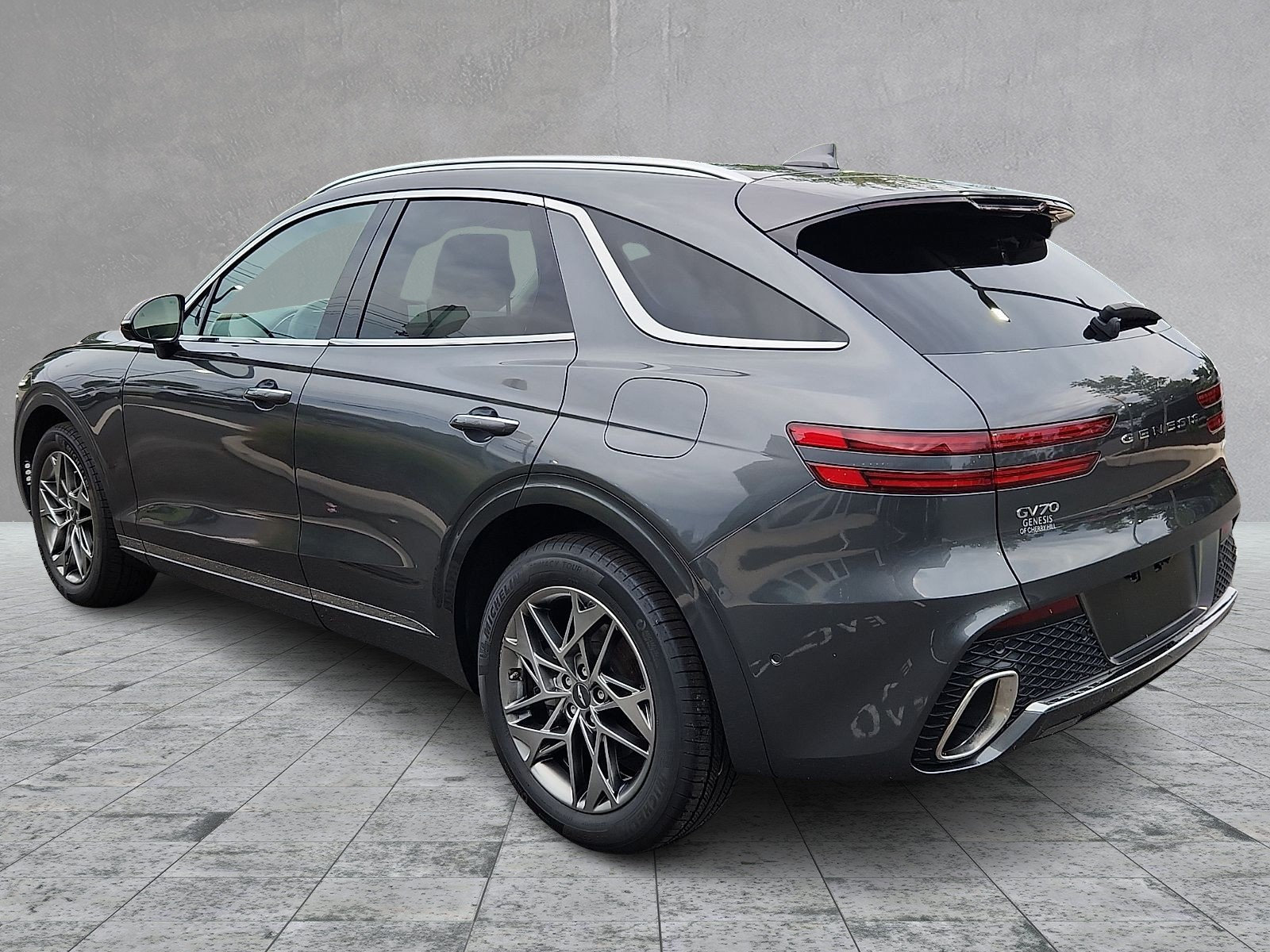 Certified 2022 Genesis GV70 2.5T w/ Advanced Package AWD/4WD image 4