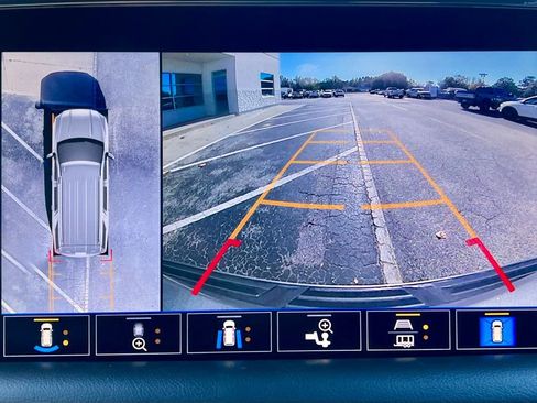 Used 2021 GMC Yukon XL AT4 w/ AT4 Premium Plus Package image 7