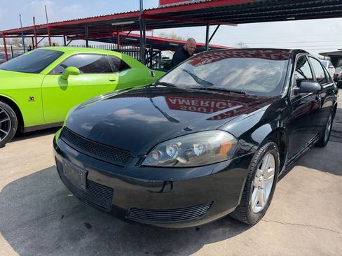 Used 2014 Chevrolet Impala LT w/ LT Sunroof Package image 18