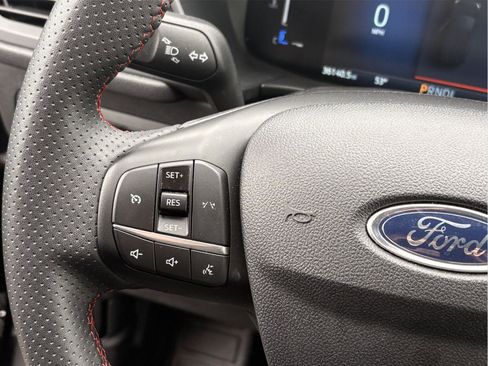 Used 2025 Ford Escape ST-Line image 17