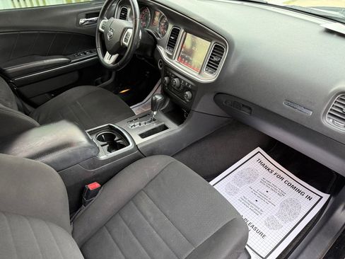 Used 2014 Dodge Charger R/T w/ Blacktop Package image 12