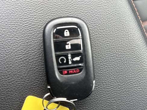 Used 2025 Honda CR-V Sport-L image 17