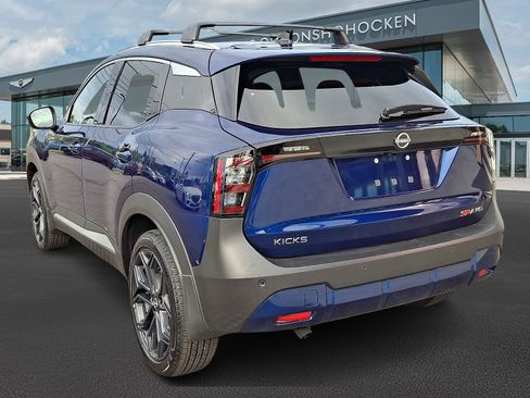 Used 2026 Nissan Kicks SR w/ SR Premium Package AWD/4WD image 4