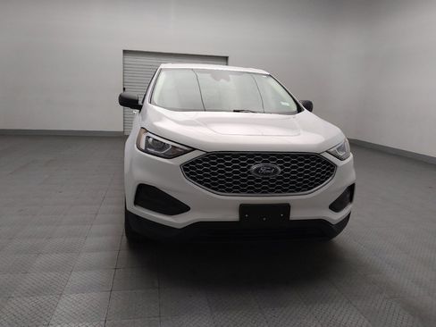 Used 2024 Ford Edge SE image 14