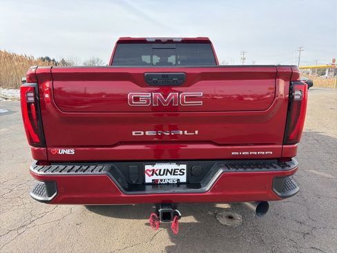 Used 2024 GMC Sierra 2500 Denali w/ Denali Reserve Package image 5