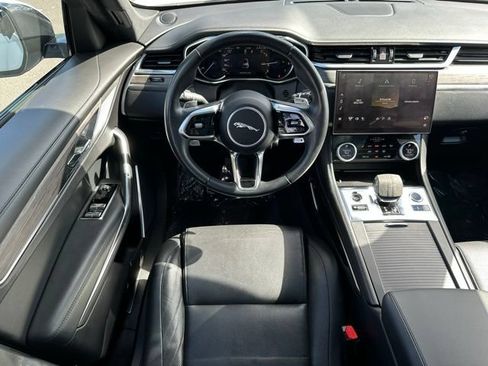 Used 2023 Jaguar F-PACE S AWD/4WD image 6