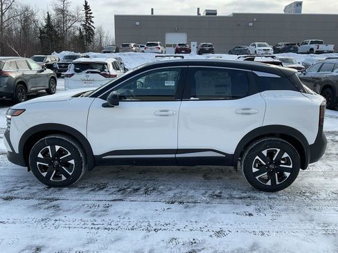 New 2026 Nissan Kicks SV w/ SV Premium Package image 8